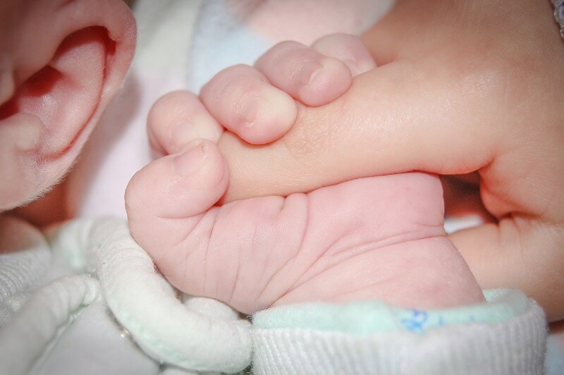 baby huilt in slaap